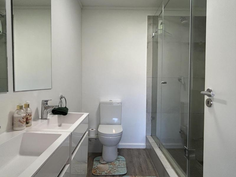 2 Bedroom Property for Sale in Zonnebloem Western Cape
